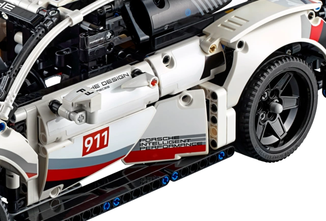 Конструктор LEGO Technic 42096 Porsche 911 RSR