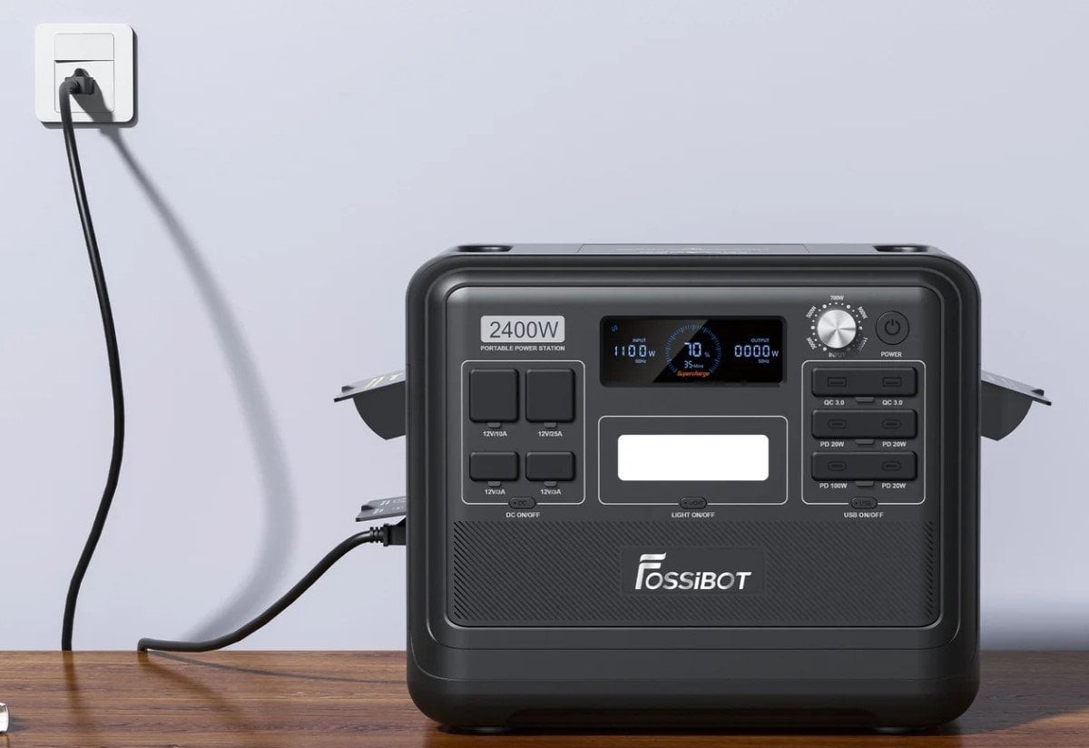 Зарядна станція Fossibot F2400 2400 Вт·2048 Вт·год Black/Green